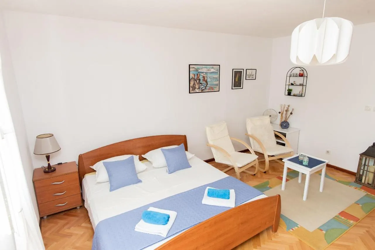 Beautiful Cozy Apartment Jug In Nice Neighbourhood. Split