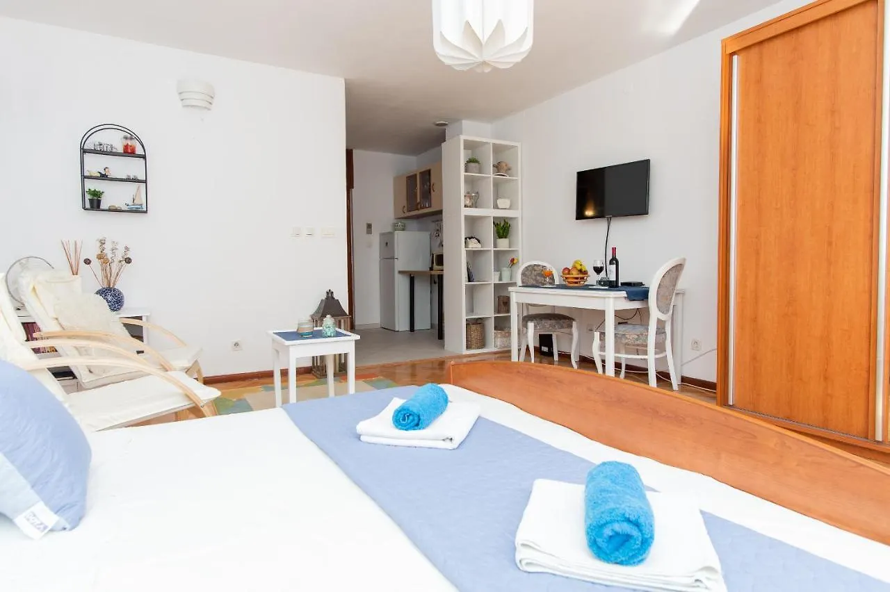 Beautiful Cozy Apartment Jug In Nice Neighbourhood. Split